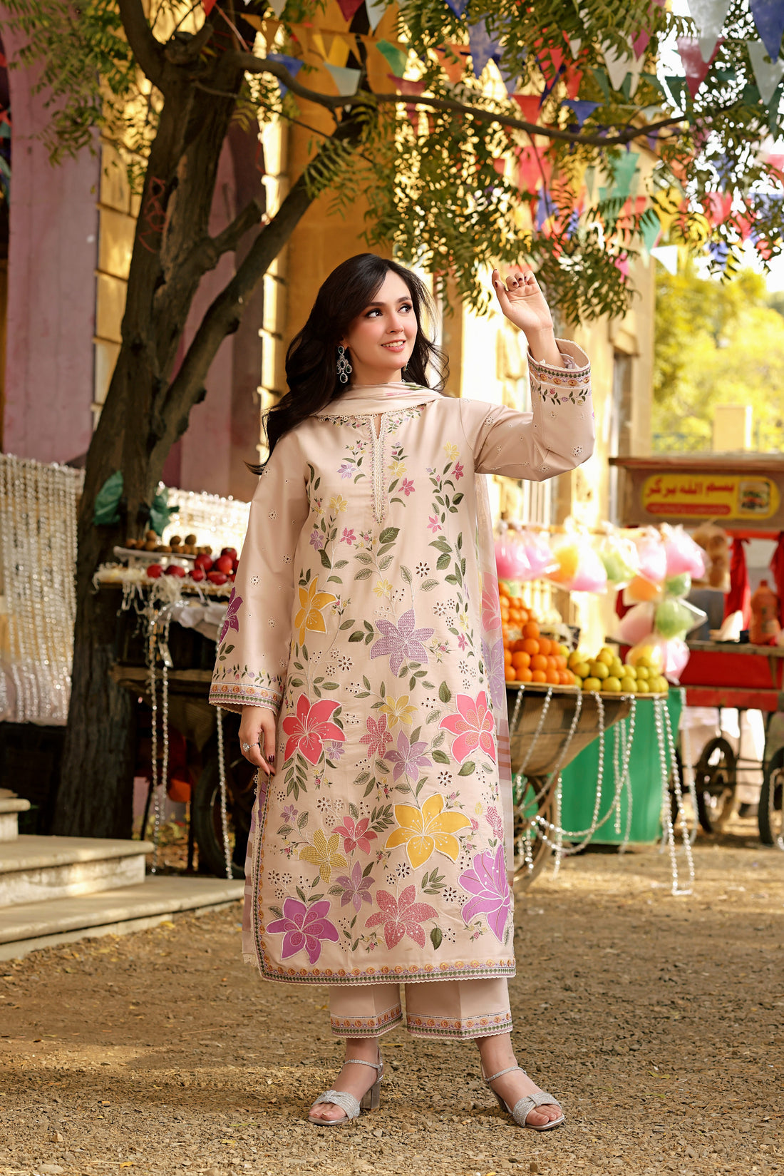 Aneela's Printed Embroidered Lawn 3PC Unstitched Memon Clothes